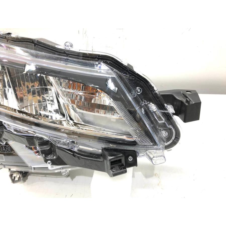 ♪レンズ綺麗♪ノア ZWR90W 90系 純正 ヘッドランプ 右 LED ICHIKOH V1