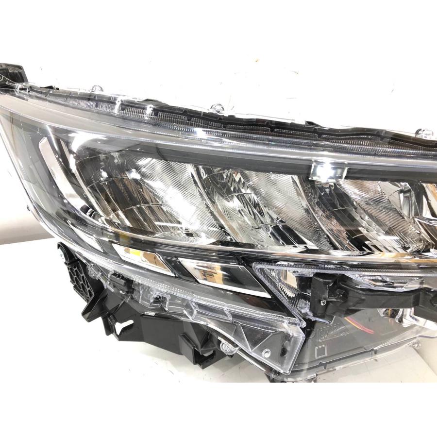 ♪レンズ綺麗♪ノア ZWR90W 90系 純正 ヘッドランプ 右 LED ICHIKOH V1