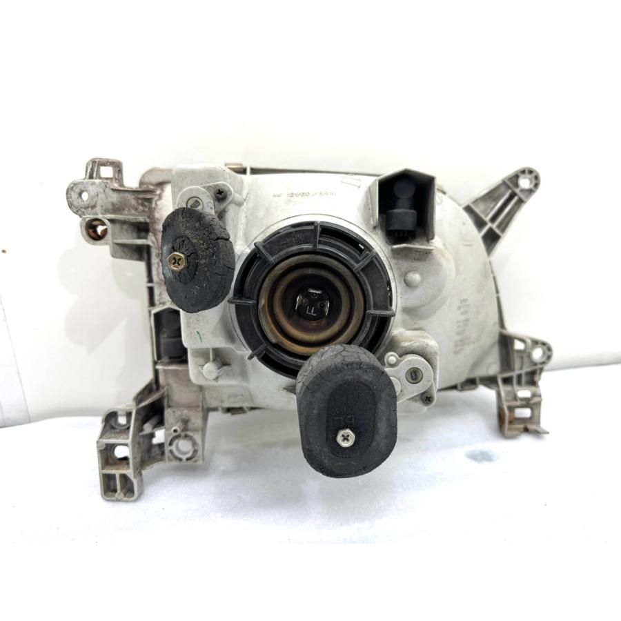 トヨタ ハイエース 100系 純正 左 ハロゲンヘッドライト KOITO26-89