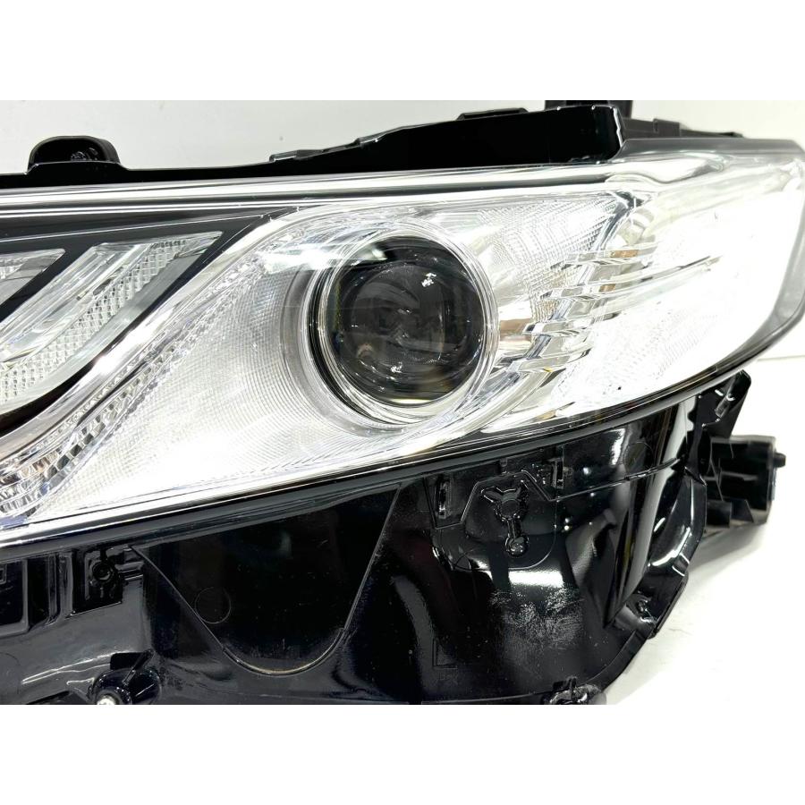 ☆美品☆ トヨタ カムリ AXVH70/75 後期 純正 左 LED ヘッドライト