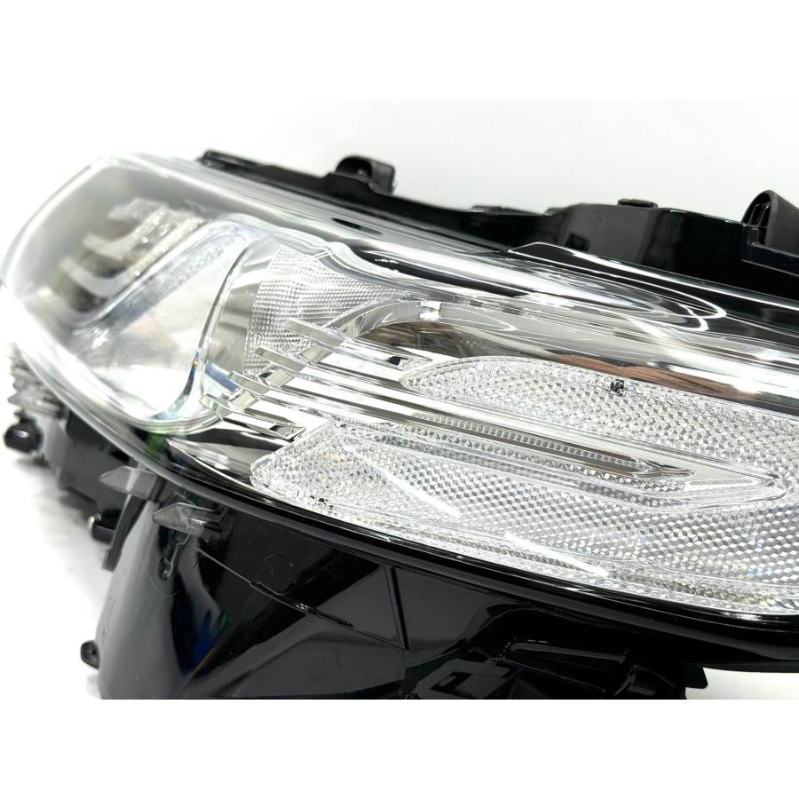 トヨタカムリ　極美品　AXVH70/AXVH75　 左ヘッドライト ☆美品☆ トヨタ カムリ AXVH70/75 後期 純正 左 LED ヘッドライト