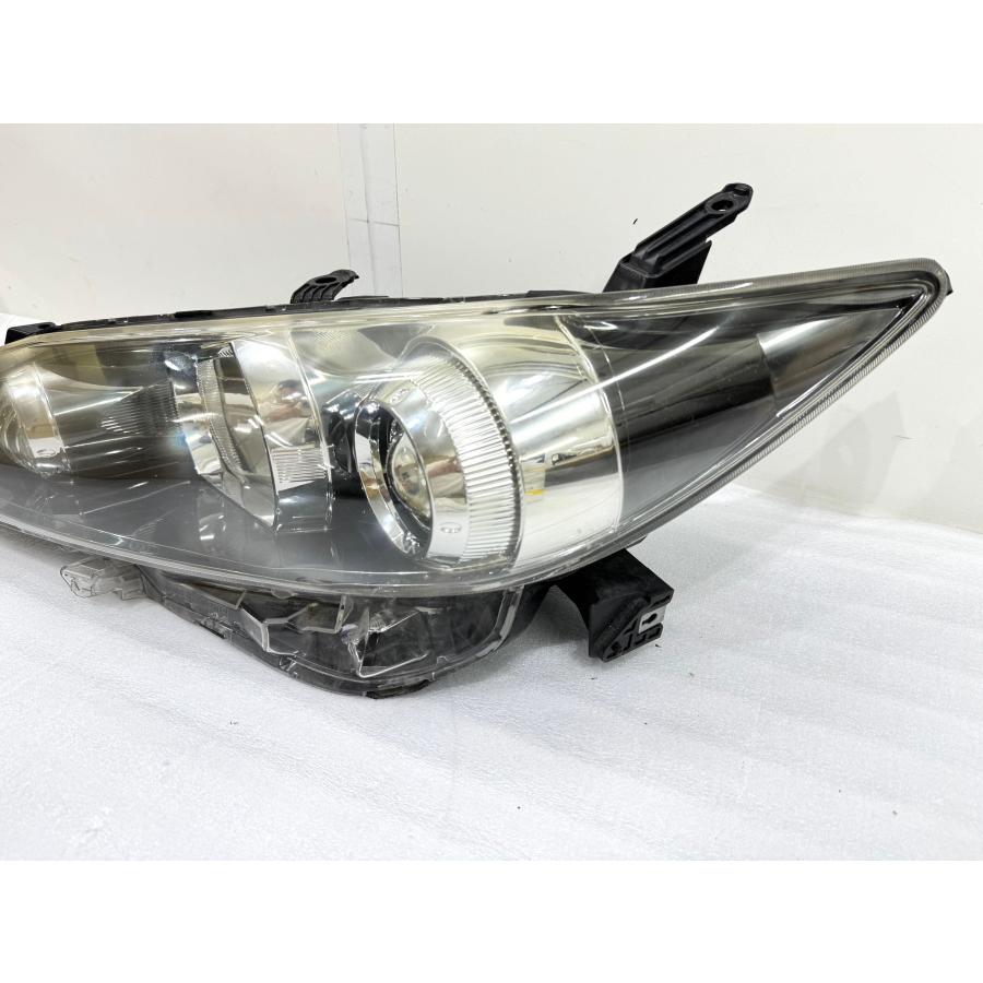 良品】ウィッシュ ZGE20 後期 純正HIDヘッドライト 左 ICHIKOH68-16