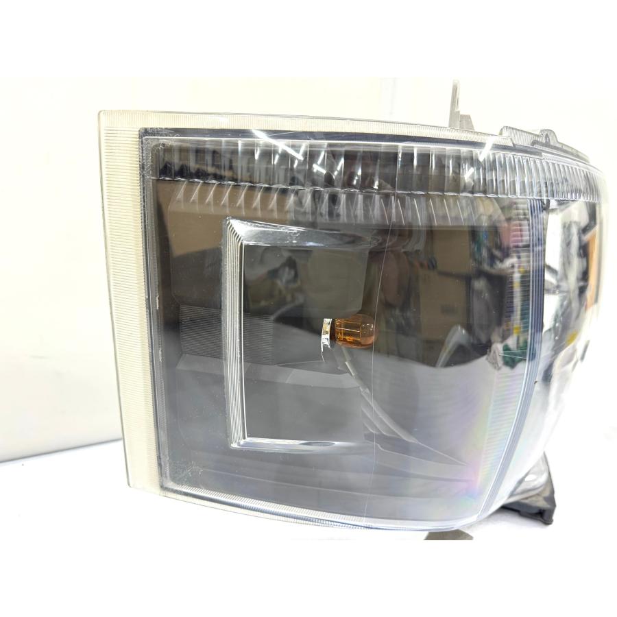 Valenti/ヴァレンティ】200系 ハイエース 3型 HIDヘッドライト左右