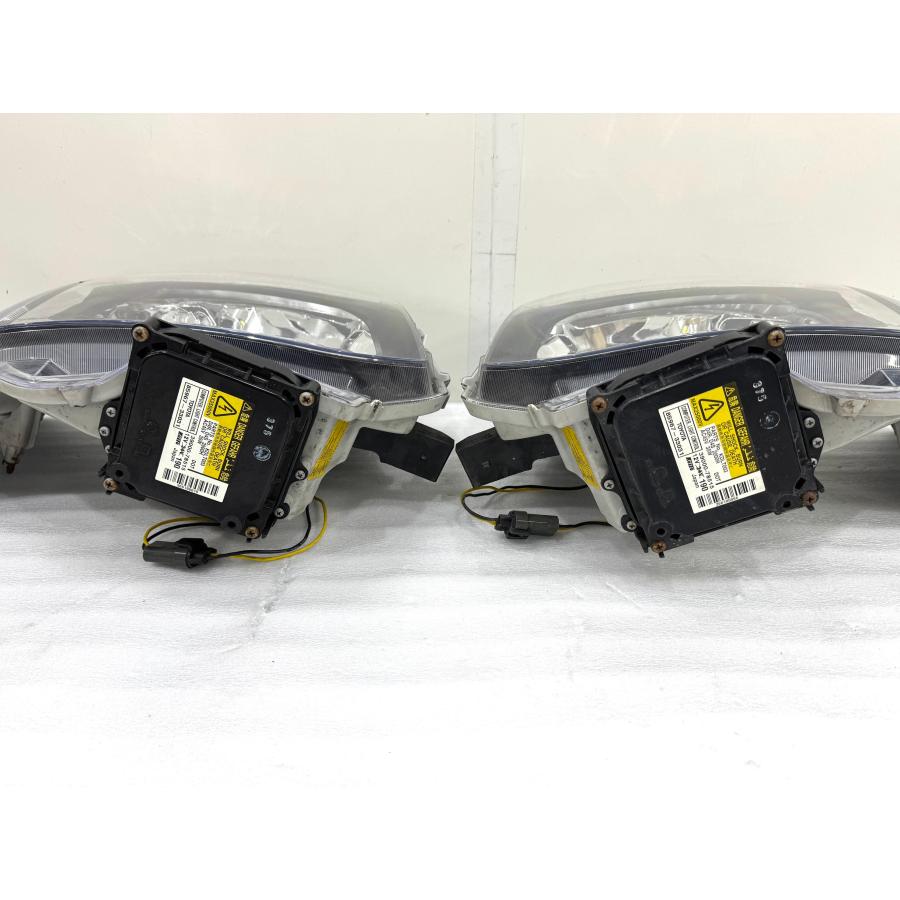 Valenti/ヴァレンティ】200系 ハイエース 3型 HIDヘッドライト左右