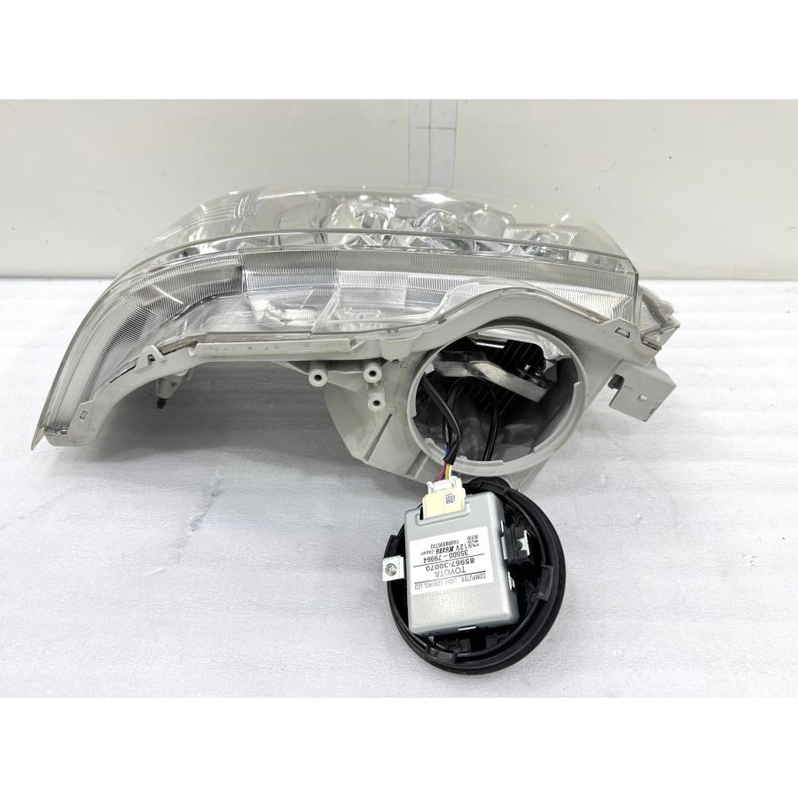 軽キズ/コンピューター付】200系 ハイエース ダークプライム 後期4型