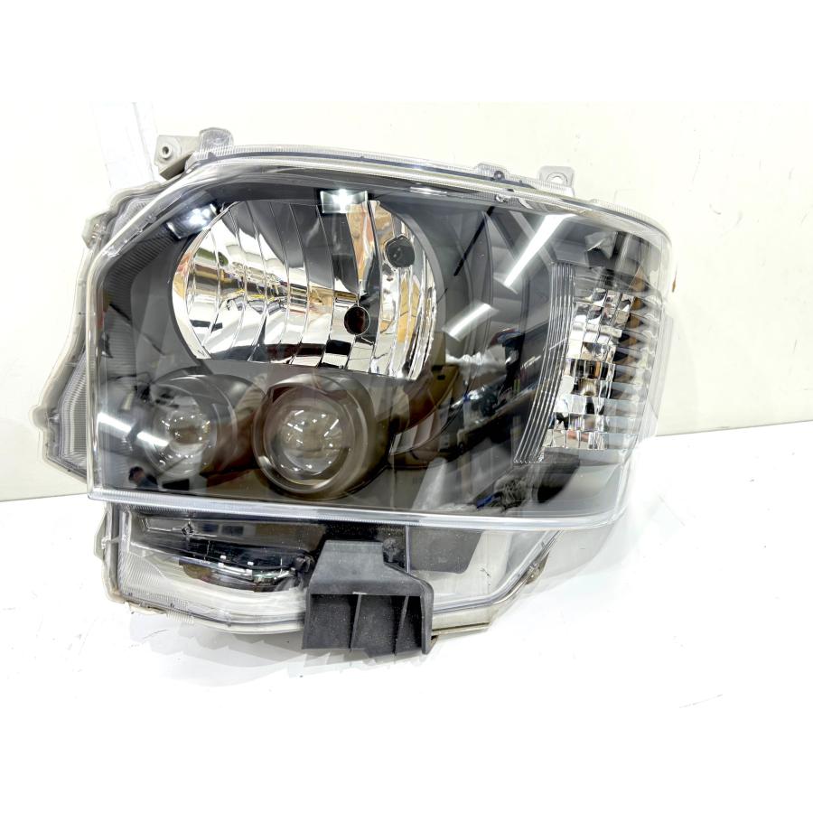 ヴァレンティ/Velenti】200系 ハイエース 4型〜 LEDヘッドライト左右