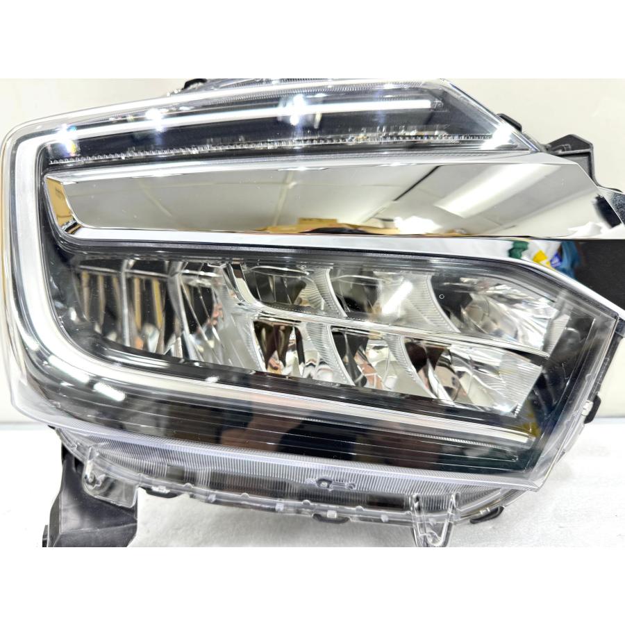 N−box右ヘッドライト N-BOX JF3/JF4 後期 純正LEDヘッドライト 右 STANLEY W3106/刻印J2