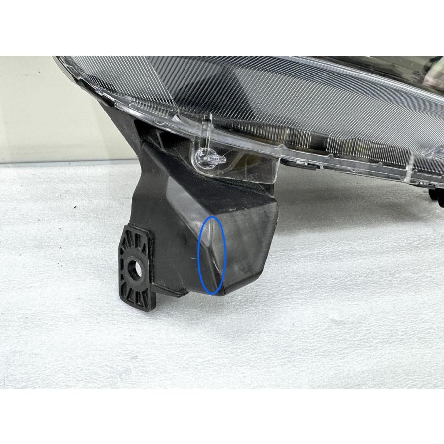 N−box右ヘッドライト N-BOX JF3/JF4 後期 純正LEDヘッドライト 右 STANLEY W3106/刻印J2