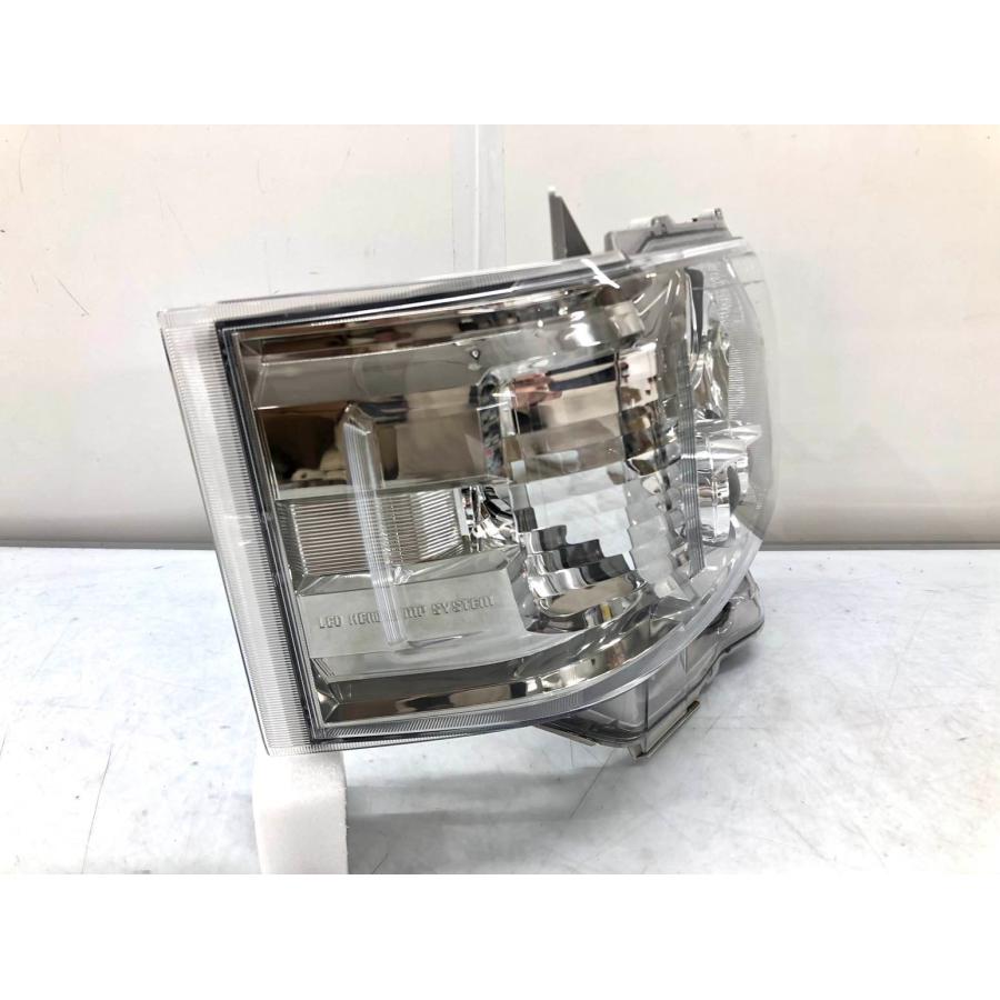 トヨタ ハイエース 200系 4型〜 ダークプライム 純正 ヘッドランプ 右