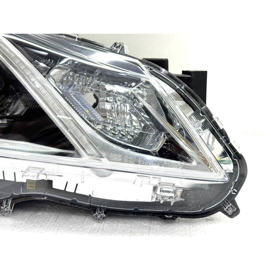 21系 クラウン ロイヤル 右ヘッドライト ☆美品☆ トヨタ クラウン ロイヤル GRS210 前期 純正 右 HID ヘッド