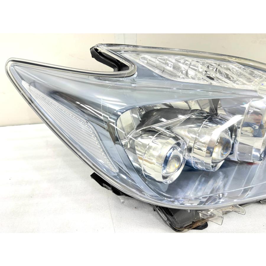 プリウス30 ZVW30 前期 純正LEDヘッドライト 右 KOITO 47-30/刻印ニ