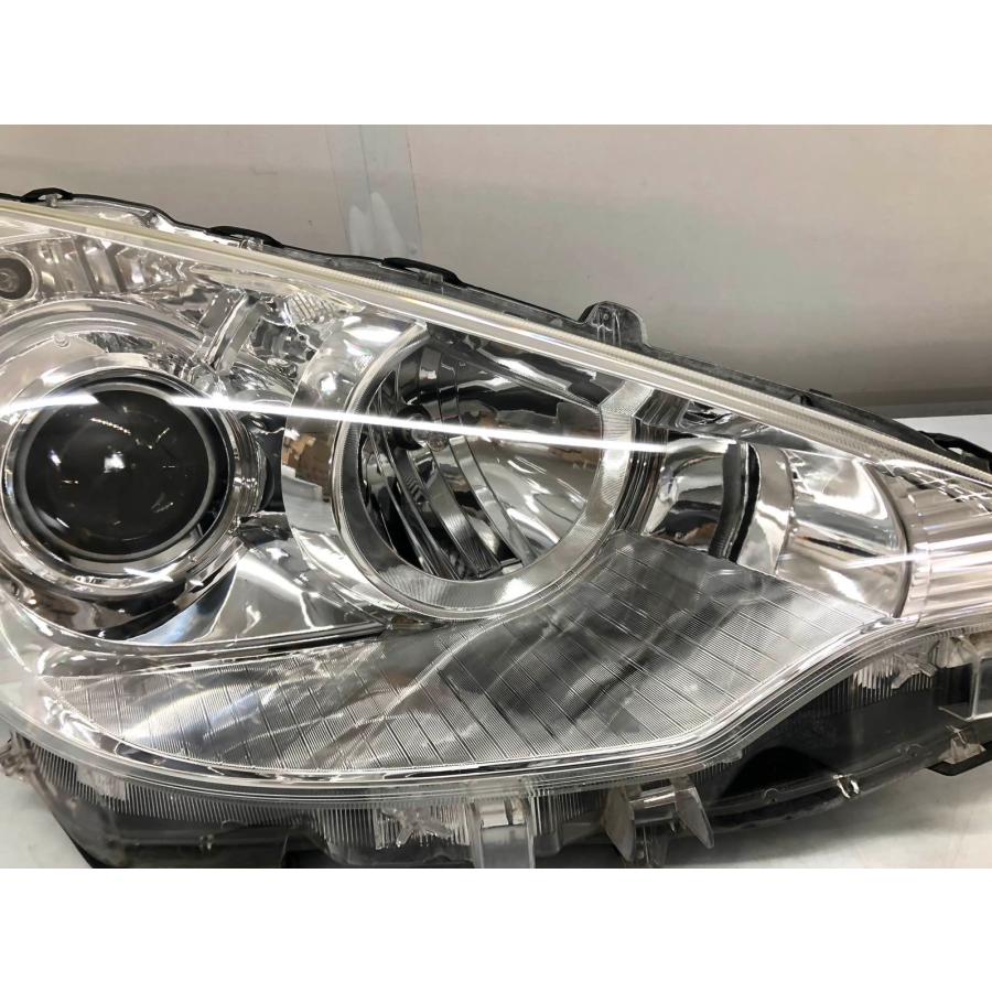 ♪良品♪アクア NHP10 前期 純正 ヘッドランプ 右 ハロゲン KOITO52