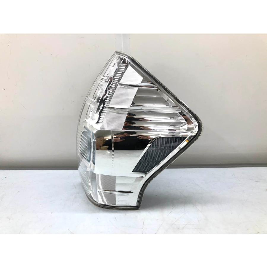 トヨタ プリウスα ZVW40 前期 純正 テールランプ 右 STANLEY47-46 刻印