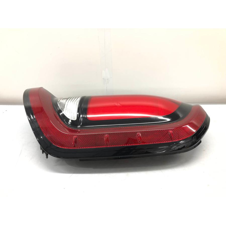 ふ。2022 新型シエンタ10系　純正テールランプ【左右セット】 ほぼ新品 トヨタ シエンタ G/X MXPC10G/MXPL10G 純正 テールランプ 右 ICHIKOH52