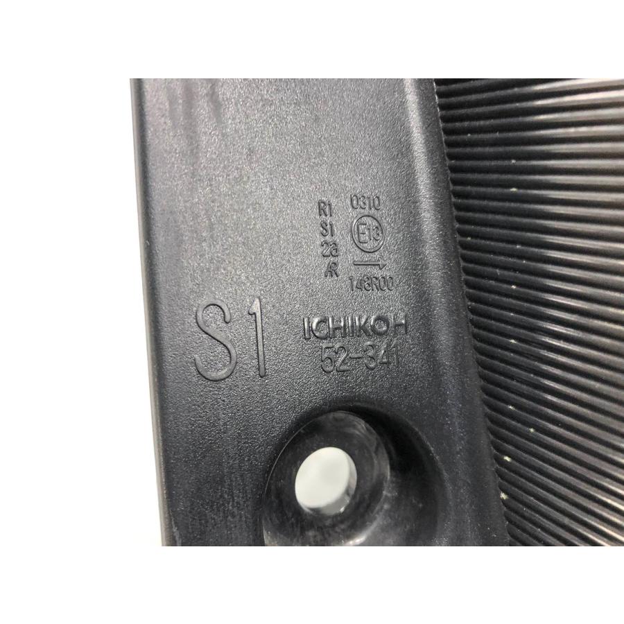トヨタ シエンタ G/X MXPC10G/MXPL10G 純正 テールランプ 右 ICHIKOH52