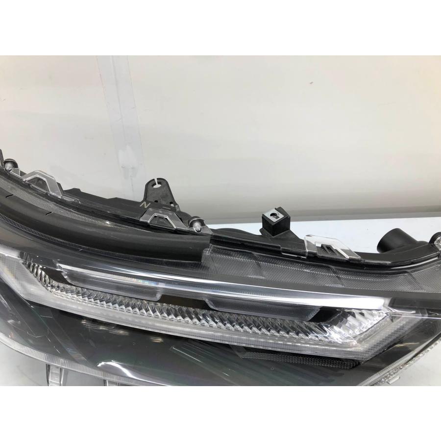 R７年　RAV4　後期　ハイブリッド AXAH54　LED　左ヘッドライト トヨタ RAV4 6AA-AXAH54 左ヘッドライト ヘッドランプ LED 81185-42E00