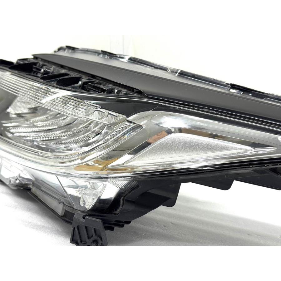 ☆美品☆ ホンダ ヴェゼル RU1/2/3/4 後期 純正 左 LED ヘッドライト 