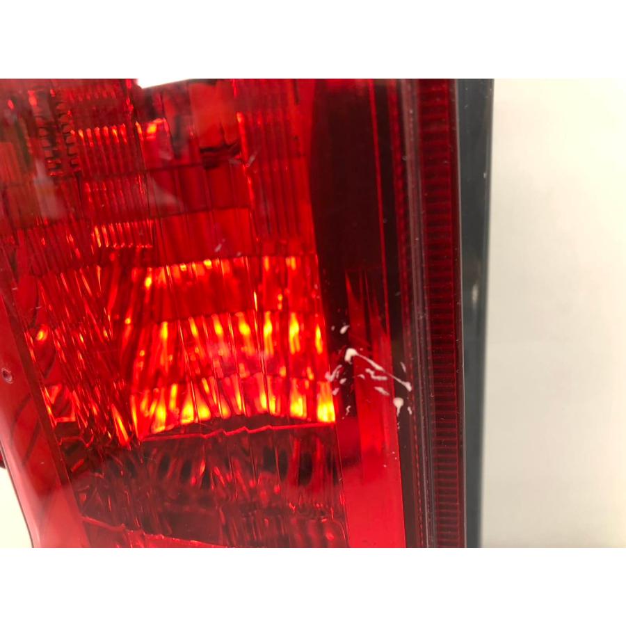 トヨタ ハイエース 200系 4型〜 純正 テールランプ 左 KOITO26-140