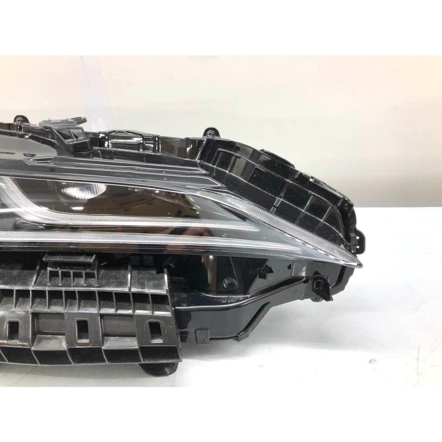 ♪レンズ綺麗♪ハリアー MXUA80 80系 純正 ヘッドランプ 右 LED
