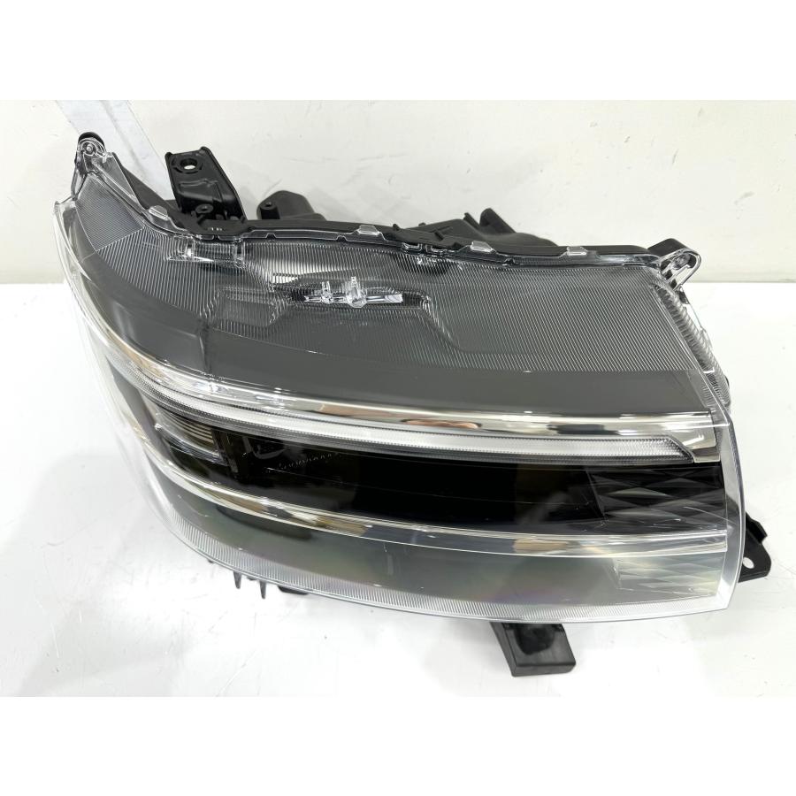 タントカスタム LA650S 後期 純正LEDヘッドライト 右 KOITO 100-69096