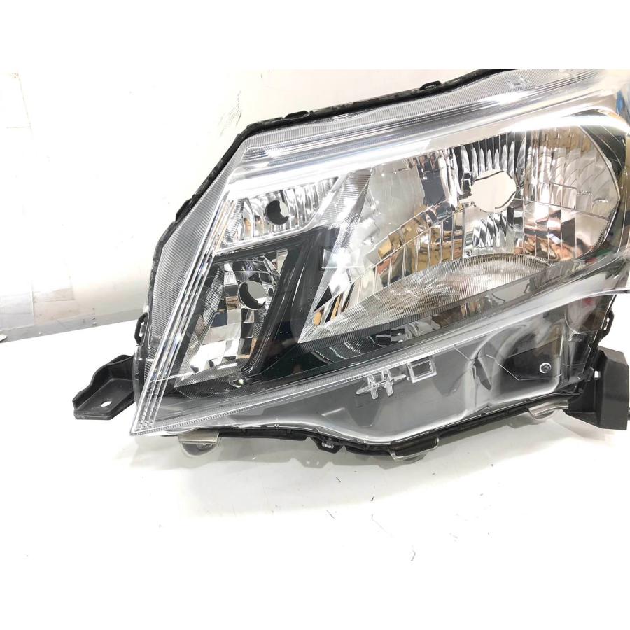 ♪良品♪ タンク M900A 純正 ヘッドランプ 左 ハロゲン STANLEY W3919