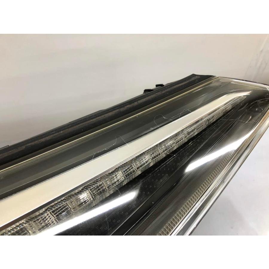 トヨタ C-HR ZYX10/NGX50 前期 純正 ヘッドランプ 右 KOITO10-101 刻印