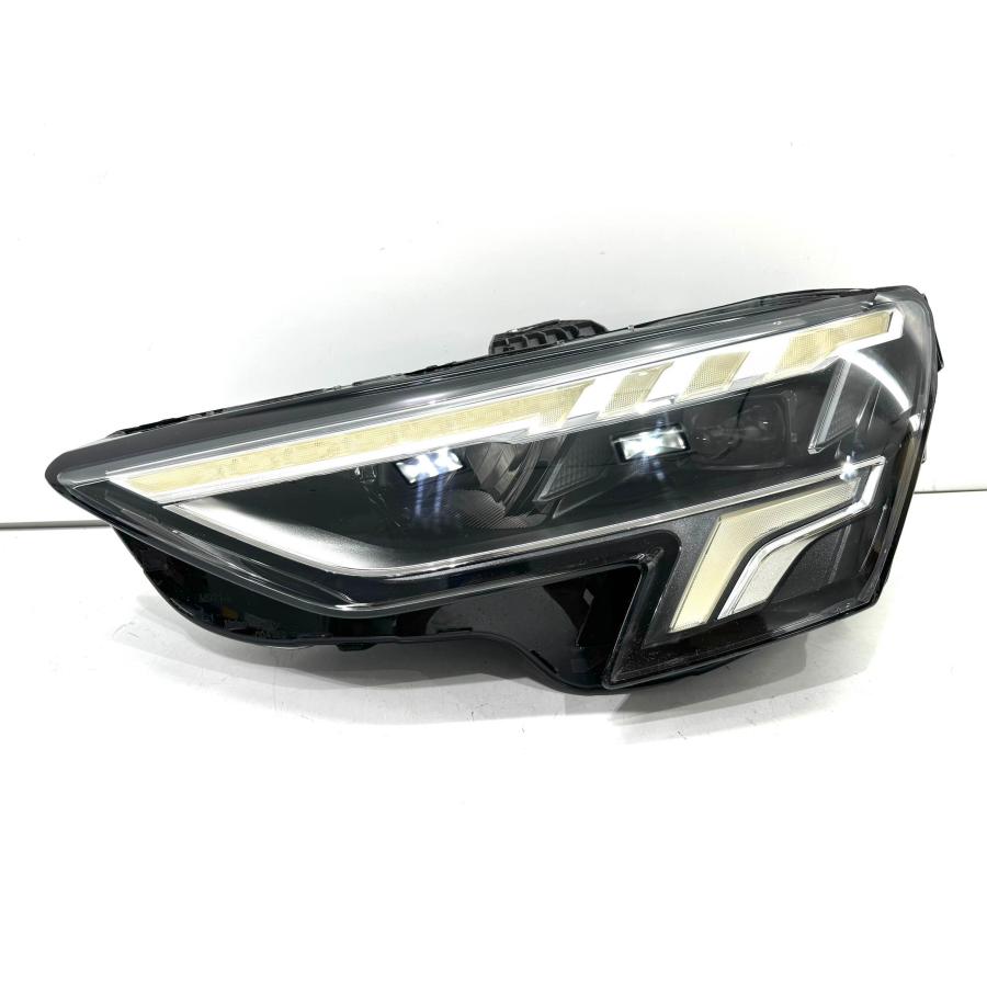 アウディ A3 8Y 純正 左 LED ヘッドライト 8Y0 941 033 A （Z39-10