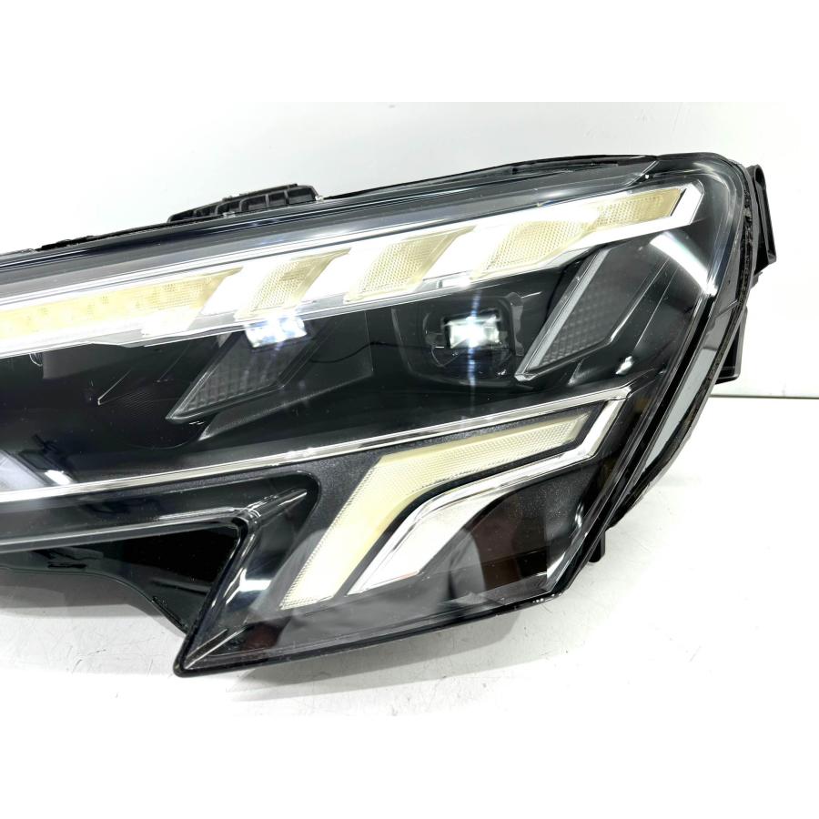 美品　アウディ A3 8Y 純正 左 ヘッドライト 8Y0.941.035.A アウディ A3 8Y 純正 左 LED ヘッドライト 8Y0 941 033 A （Z39-10