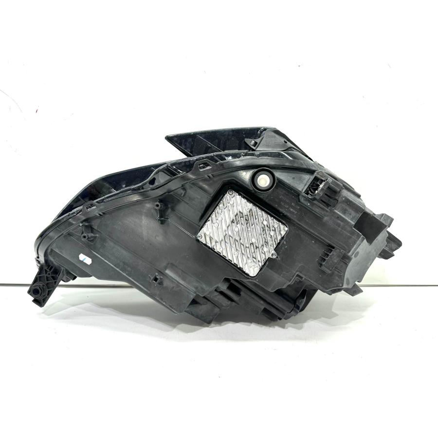 アウディ A3 8Y 純正 左 LED ヘッドライト 8Y0 941 033 A （Z39-10