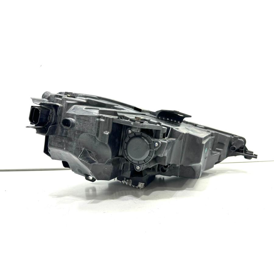 アウディ A3 8Y 純正 左 LED ヘッドライト 8Y0 941 033 A （Z39-10