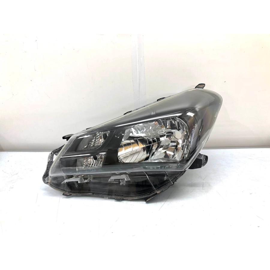 ♪レンズ綺麗♪ヴィッツ NSP130 中期 純正 ヘッドランプ 左 ハロゲン