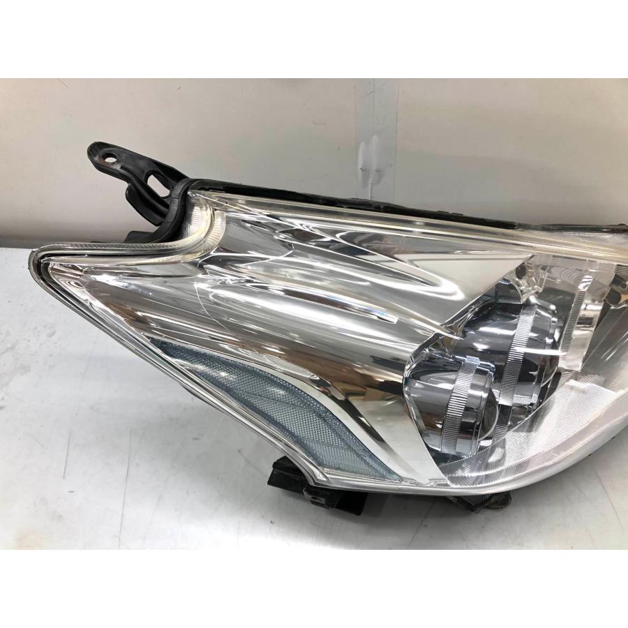 ♪レンズ綺麗♪プリウスα ZVW40W 前期 純正 ヘッドランプ 右 LED〈CPU