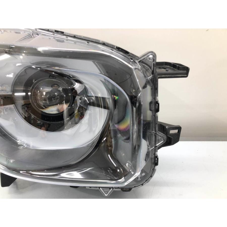 ホンダ　N-BOXカスタム　JF5/6右側ヘッドライト ホンダ N-BOX JF5/JF6 純正 ヘッドランプ 右 LED STANLEY W6705 刻印N