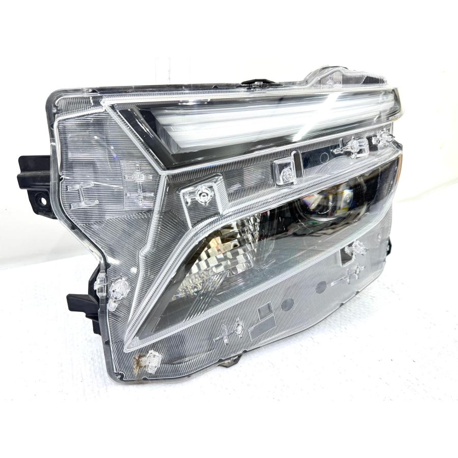 レンズ綺麗】ソリオバンディット MA37S 純正LEDヘッドライト 左 KOITO