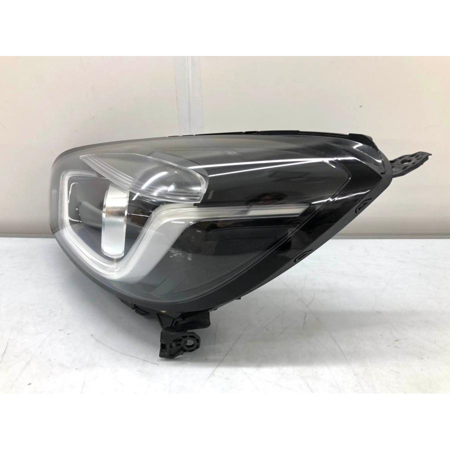 ホンダ フィット GR1/2/3/4/6/7/8 前期 純正 ヘッドランプ 左 STANLEY