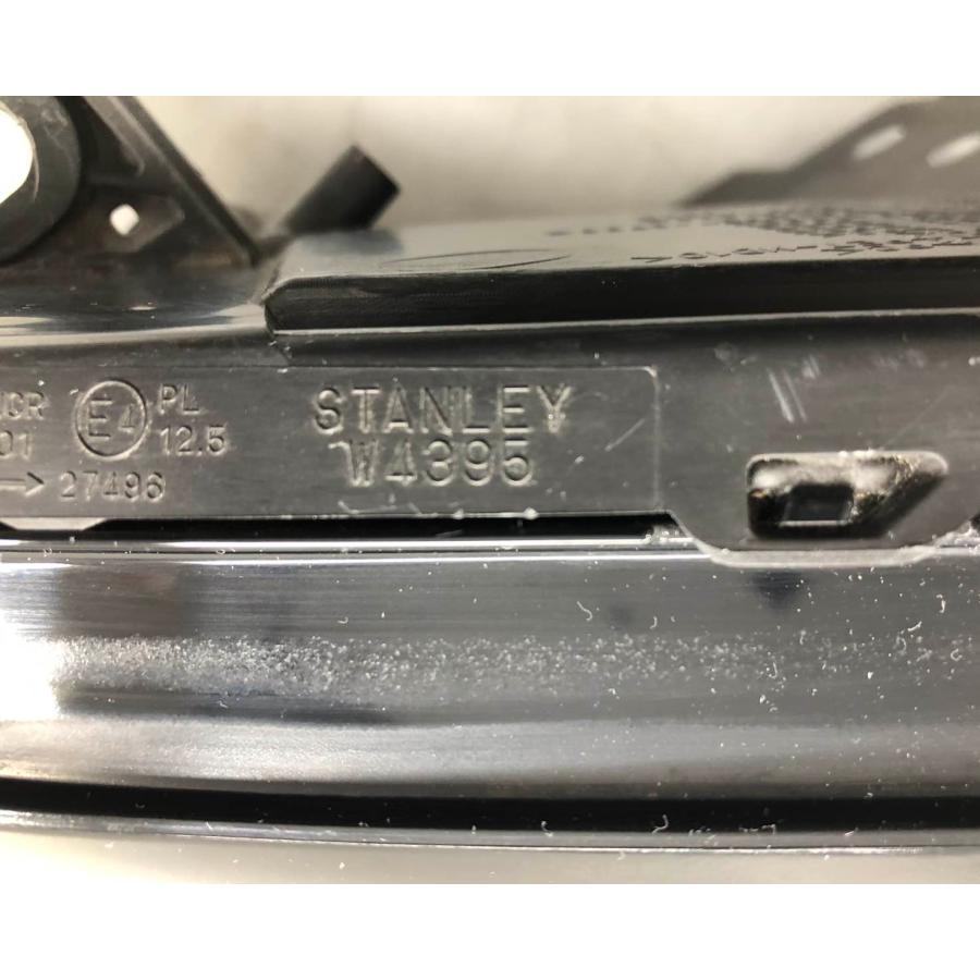 ホンダ フィット GR1/2/3/4/6/7/8 前期 純正 ヘッドランプ 左 STANLEY