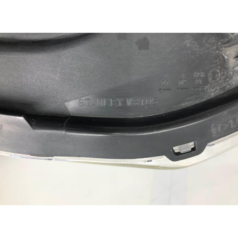 ホンダ N-BOX JF3/JF4 純正 ヘッドランプ 右 LED STANLEY W3105 刻印N