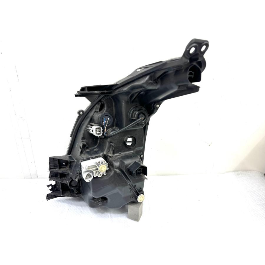 ワゴンRスティングレー MH35S/MH55S 純正LEDヘッドライト 右 KOITO 100