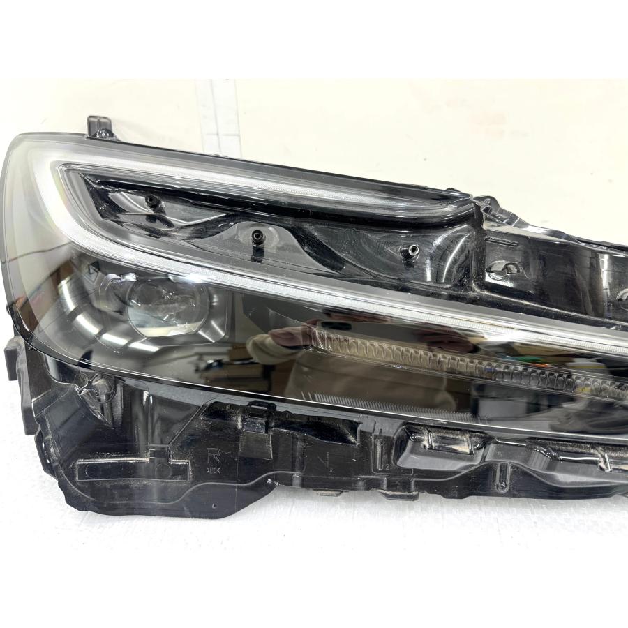 トヨタ 60プリウス 純正LEDヘッドライト 右側 プリウス60 ZVW60/MXWH60 純正LEDヘッドライト 右 KOITO 47-123/刻印X
