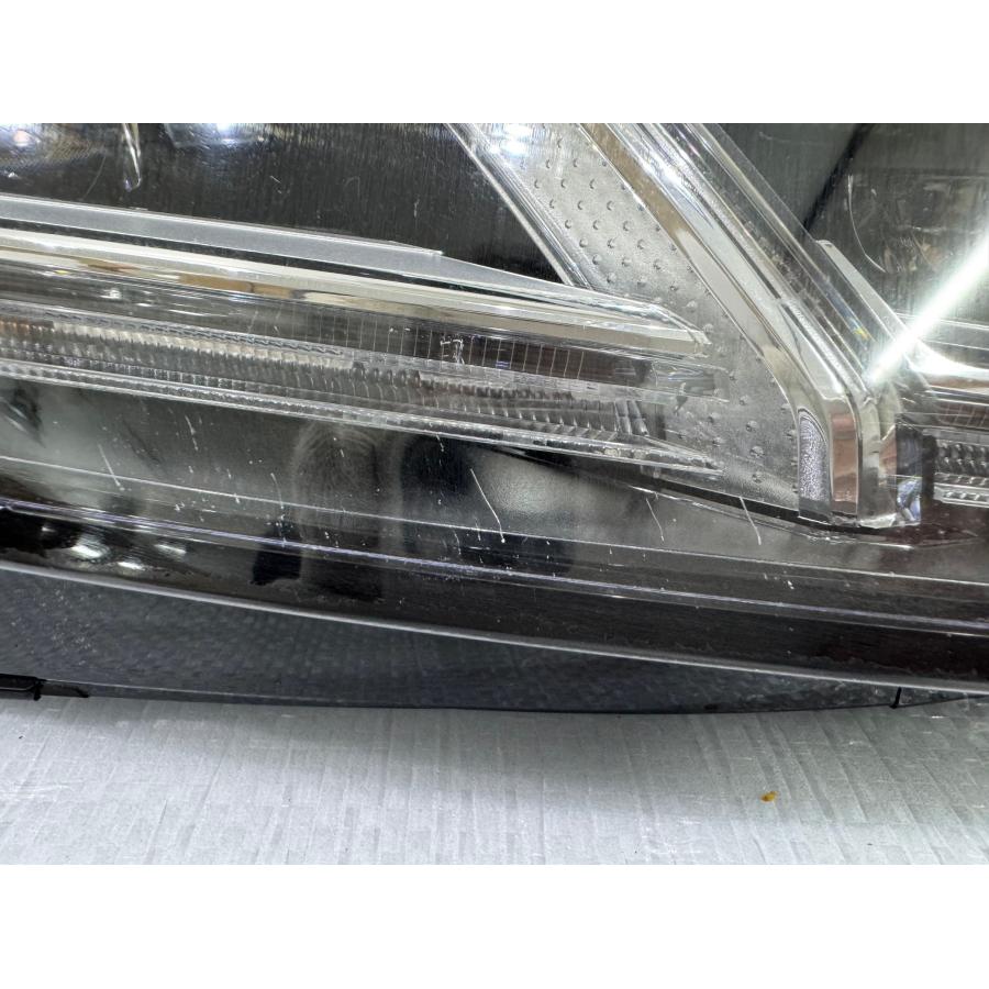 アウディTT 8S 純正ヘッドライト 右 8S0941036 （Z40-23） : Reパーツ