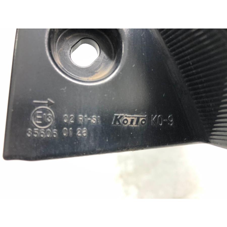 トヨタ ヤリス 純正 LED テールランプ 左右セット KOITO K0-10 KUTOOK