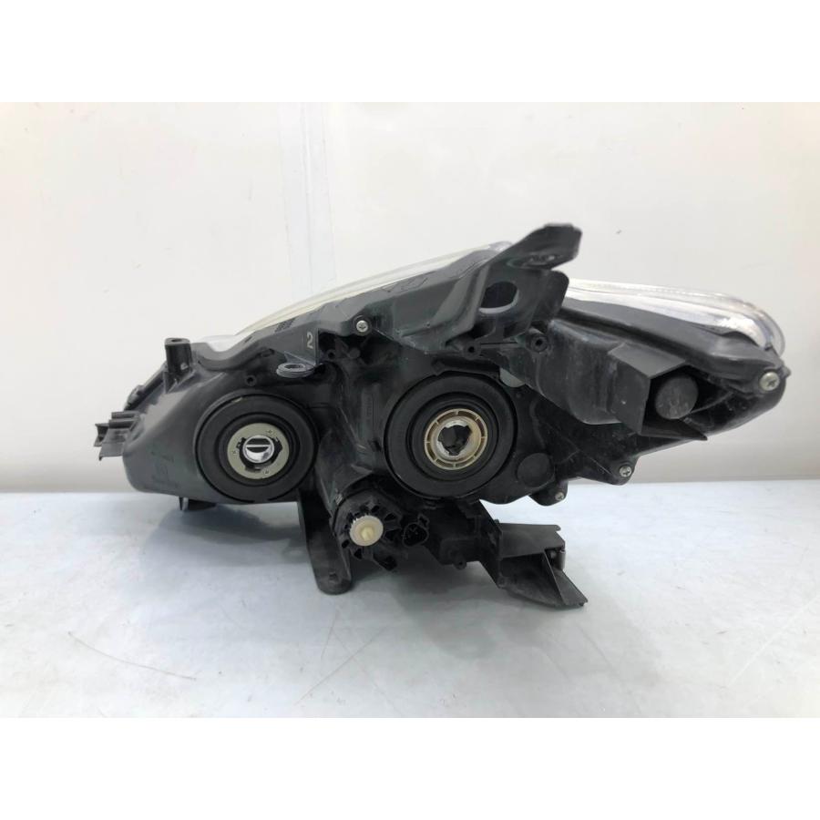♪良品♪プリウスα ZVW40W 前期 純正 ヘッドランプ 右 ハロゲン 