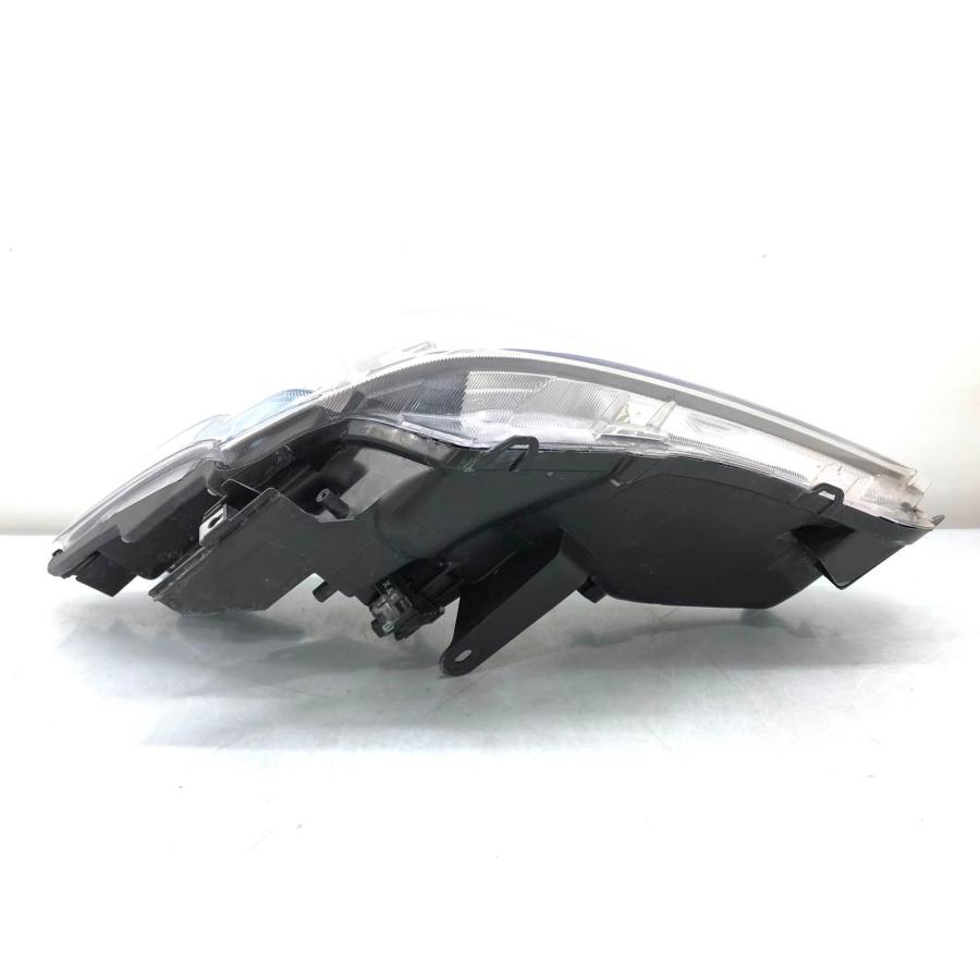 ♪良品♪プリウスα ZVW40W 前期 純正 ヘッドランプ 右 ハロゲン