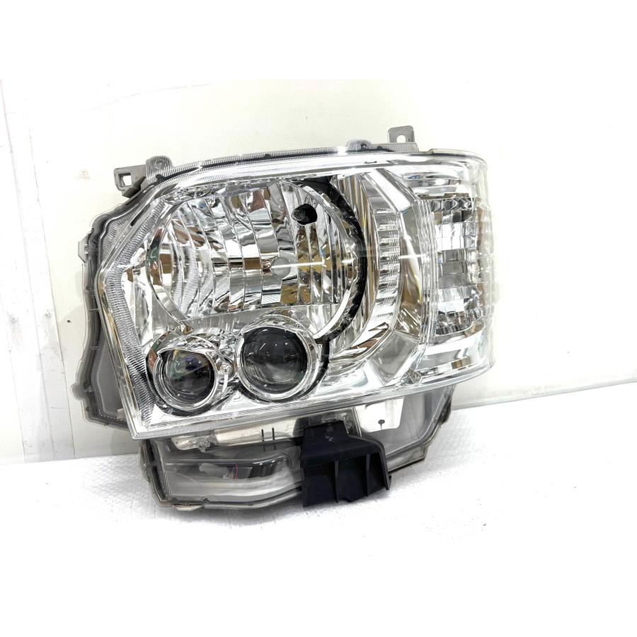 ハイエース 4型 ヘッドライト 社外 新品 未使用 トヨタ ハイエース 200系 4/5/6/7型 純正 左 LED ヘッドライト KOITO26