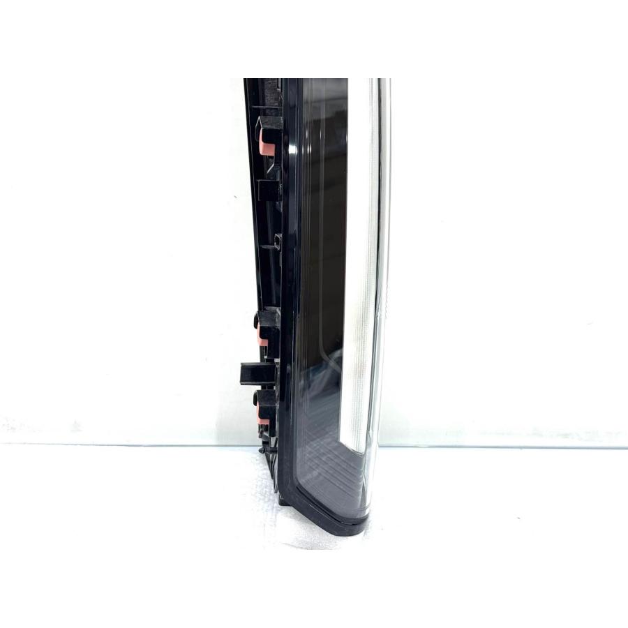 ホンダ N BOX カスタム JF5/6 純正 左 テールライト ICHIKOH D318 刻印