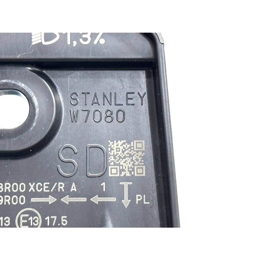 ☆美品☆ スズキ スイフト ZCEDS ZCDDS 純正 右 LED ヘッドライト