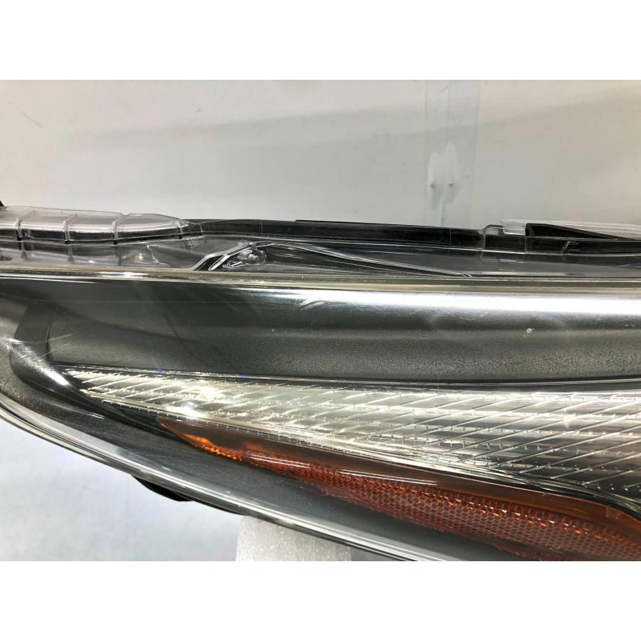 トヨタ プリウス ZVW50 前期 純正 ヘッドランプ 右 LED KOITO47-75