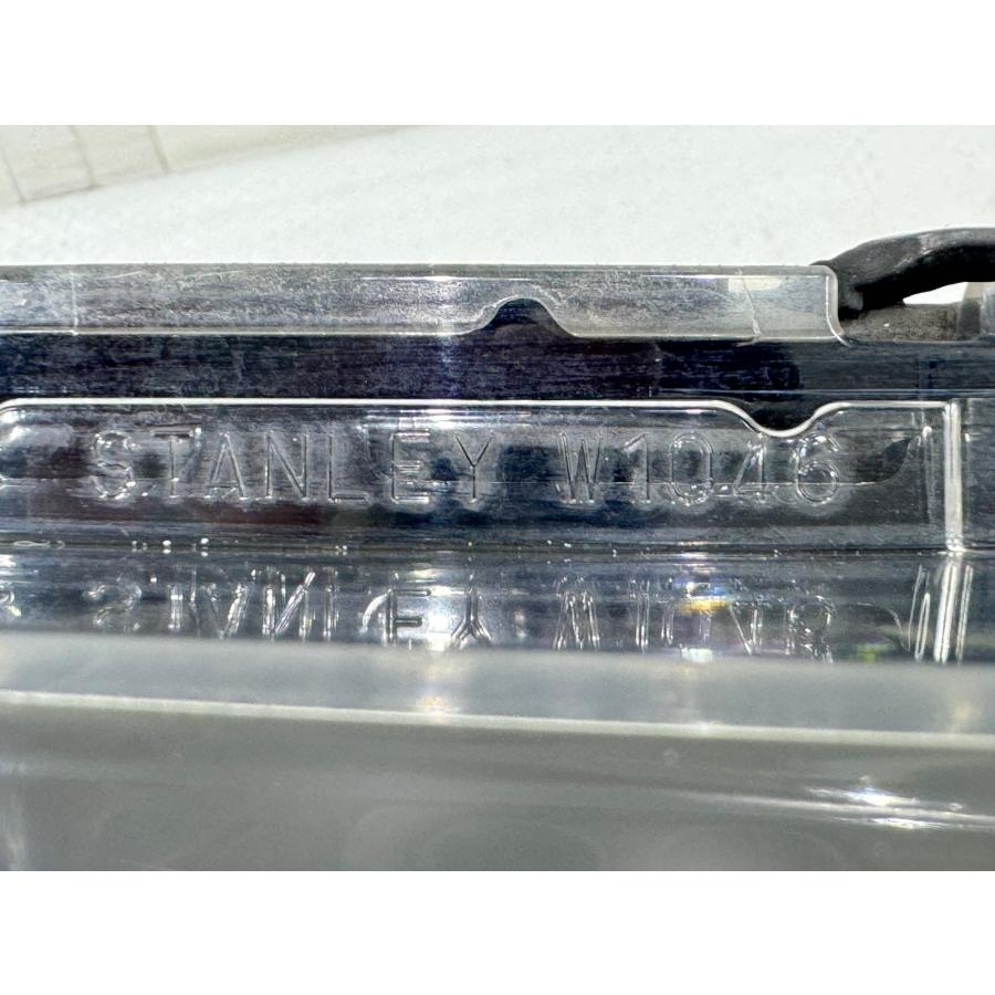 良品】EKワゴン B11W 純正ハロゲンヘッドライト 右 STANLEY W1046