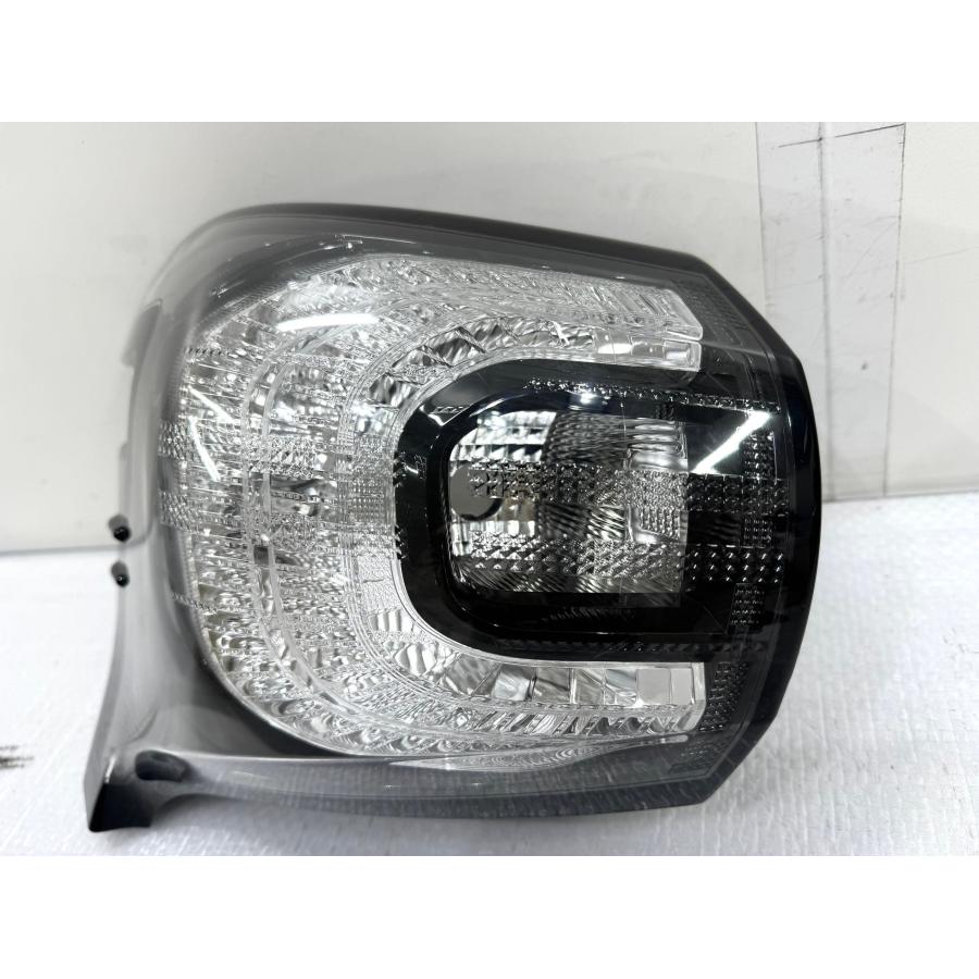 シエンタ NCP170/NSP170 純正テールライト 左 KOITO 52-283/52-285