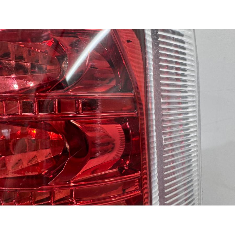 ハイエース 200系 テールライト 純正 TOYOTA 右用 ¹ ハイエース トヨタ 純正 タイプ テールライト テールランプ 車検 対応